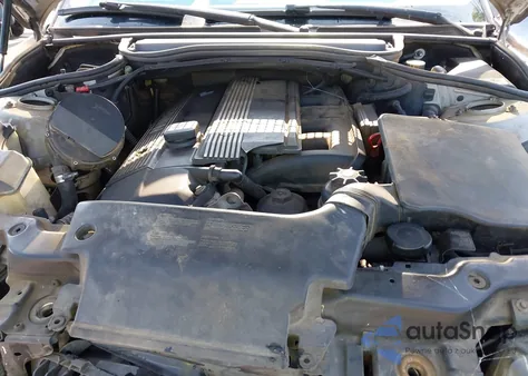 2002 BMW 325 из США, поврежденный, VIN WBAEU33442PH85336